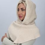 Scufiță din blană și tricot pentru femei, vedere frontală