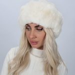 Căciulă îmblănită damă cu model torsade tricotat elegant