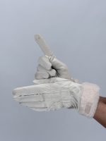 Mănușă din fâș îmblănită crem, detaliu croială