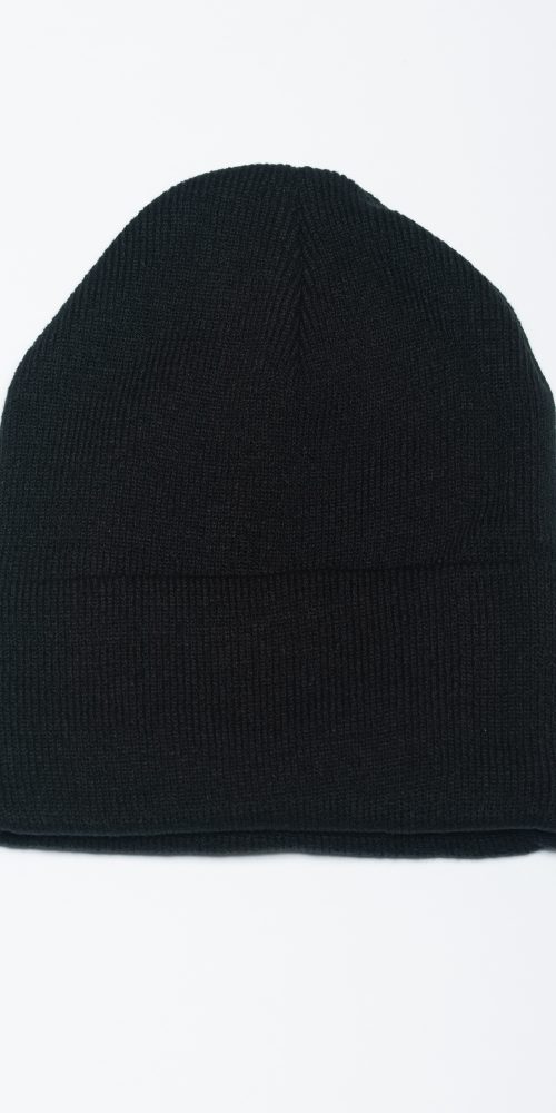 Căciulă basic din tricot pentru bărbați, model clasic disponibil în negru și bleumarin