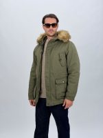 Jachetă parka bărbați purtată, vedere frontală completă