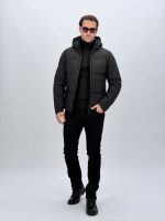 Jachetă matlasată bărbați culoare maro, model îmbrăcat